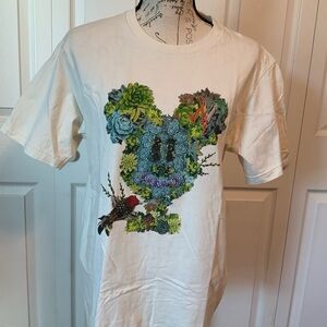 Uniqlo White Tee with Floral Graphic